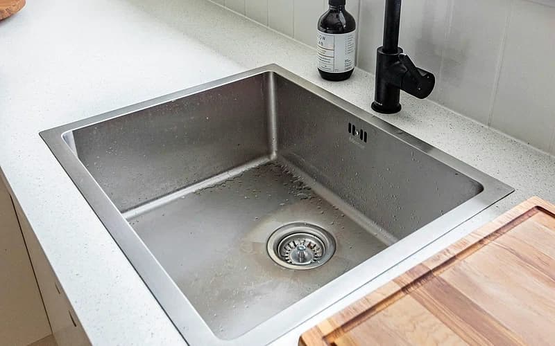 Fixtures & faucets